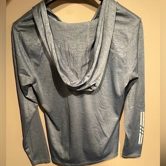 The Wilds Mens Active Apparel Size Medium - Picture 4 of 5